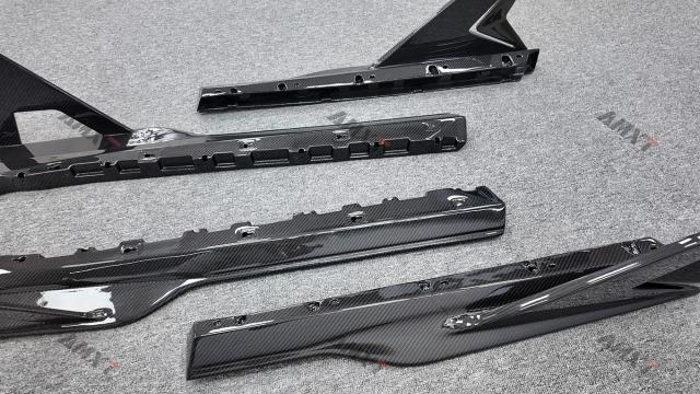 Good Fitment Dry Carbon Fiber Duke Side Skirts for Lamborghini Revuelto