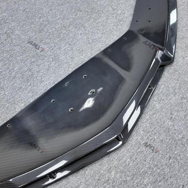 Dry Fiber DUKE Car Front Lip Front Bumper Lip for Lamborghini Revuelto Good Fitment