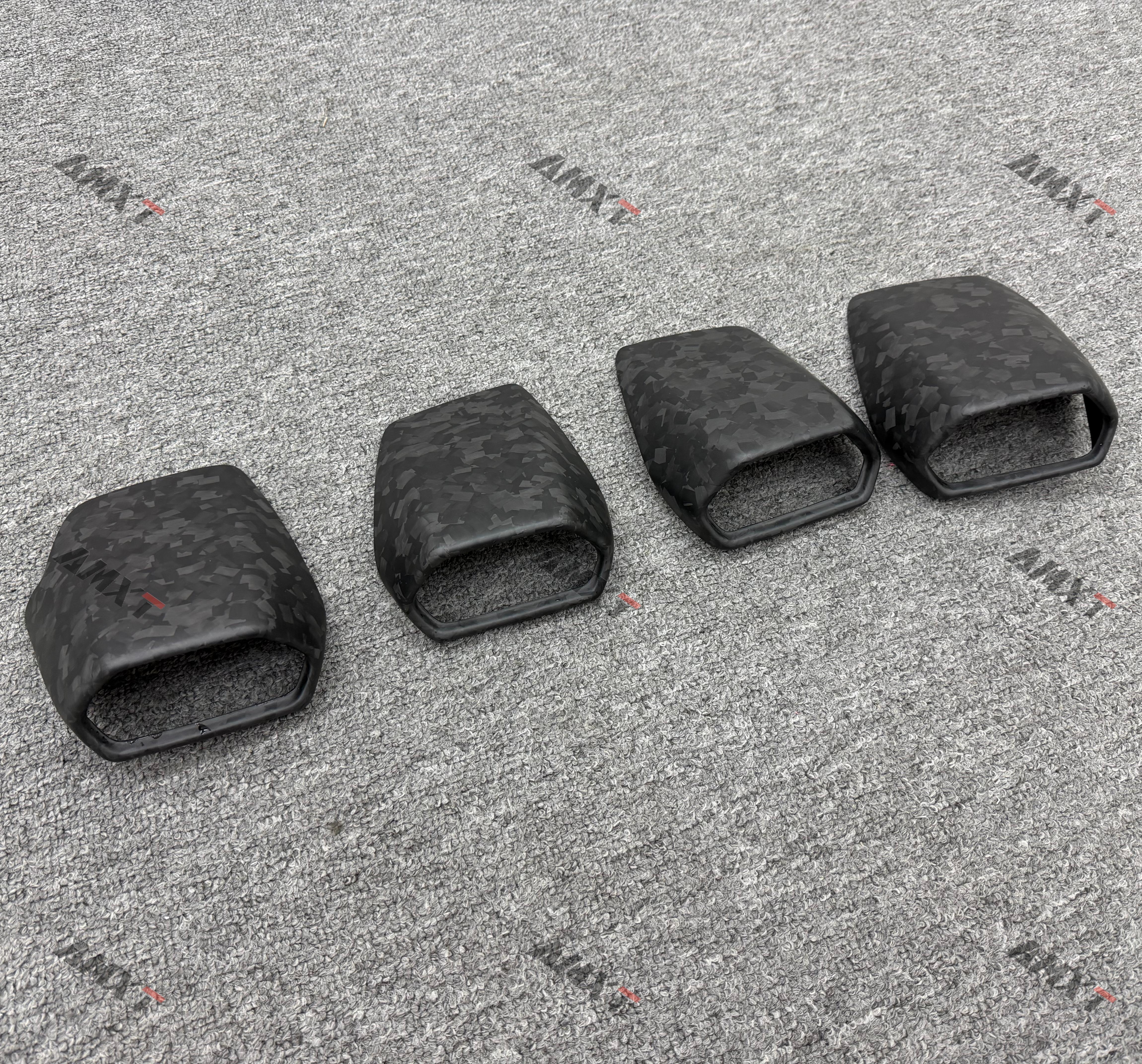 Dry Carbon Fiber Sports Interior AC Cover Vent Air Conditioner Outlet for Lamborghini Huracan