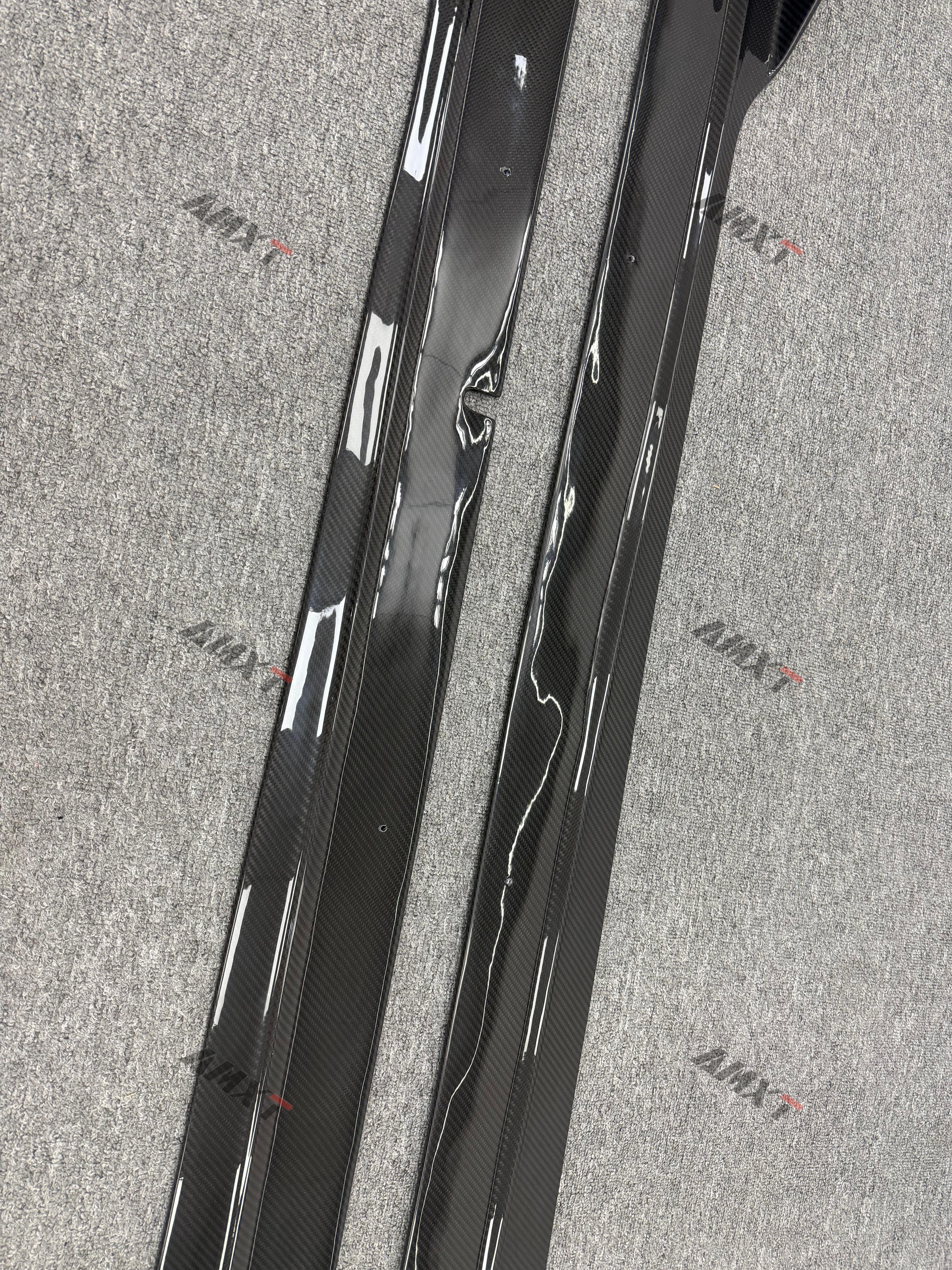 High Quality Fast Delivery Whole Sale Price Dry Carbon Fiber Vors Side Skirt Body Kits for Lamborghini Huracan LP580 LP610