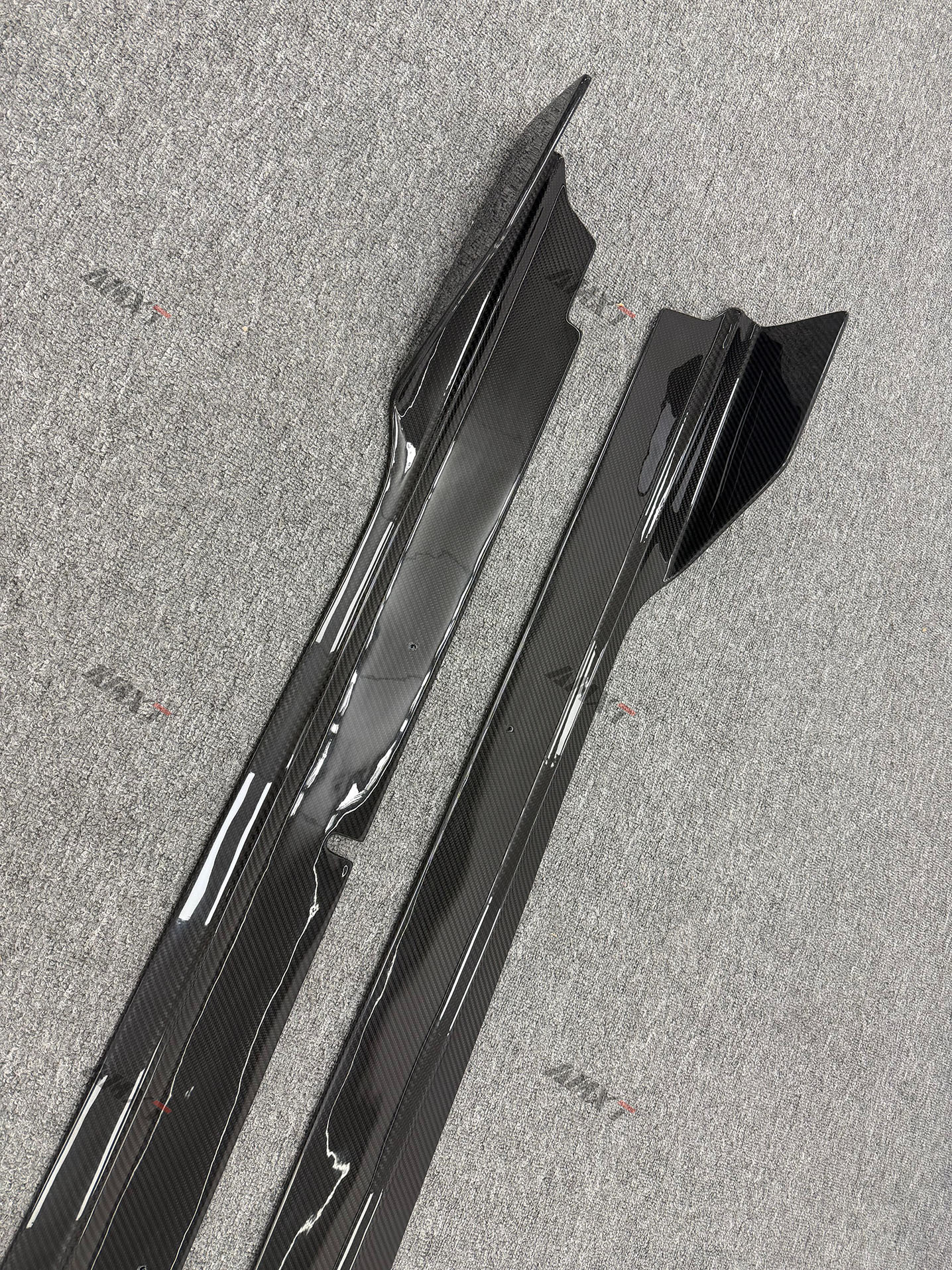 High Quality Fast Delivery Whole Sale Price Dry Carbon Fiber Vors Side Skirt Body Kits for Lamborghini Huracan LP580 LP610
