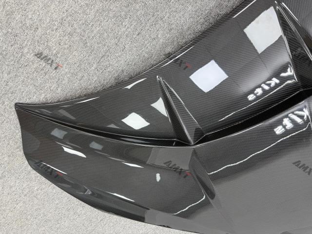 Dry Carbon 1016 Hood Car Engine Hood Bonnet for Lamborghini Revuelto