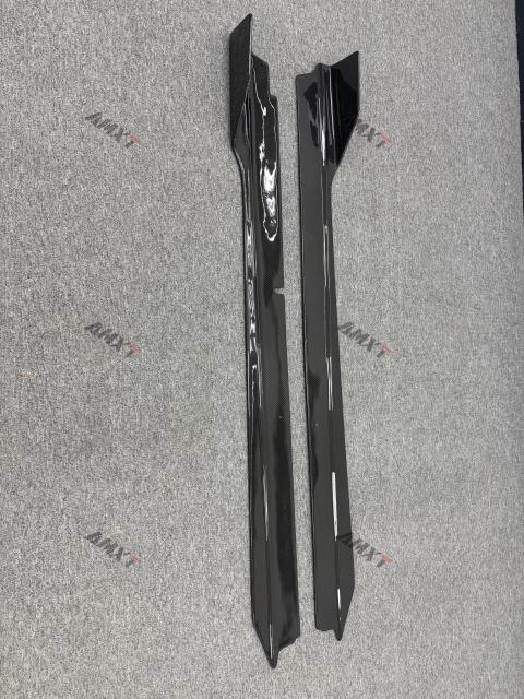 High Quality Fast Delivery Whole Sale Price Dry Carbon Fiber Vors Side Skirt Body Kits for Lamborghini Huracan LP580 LP610