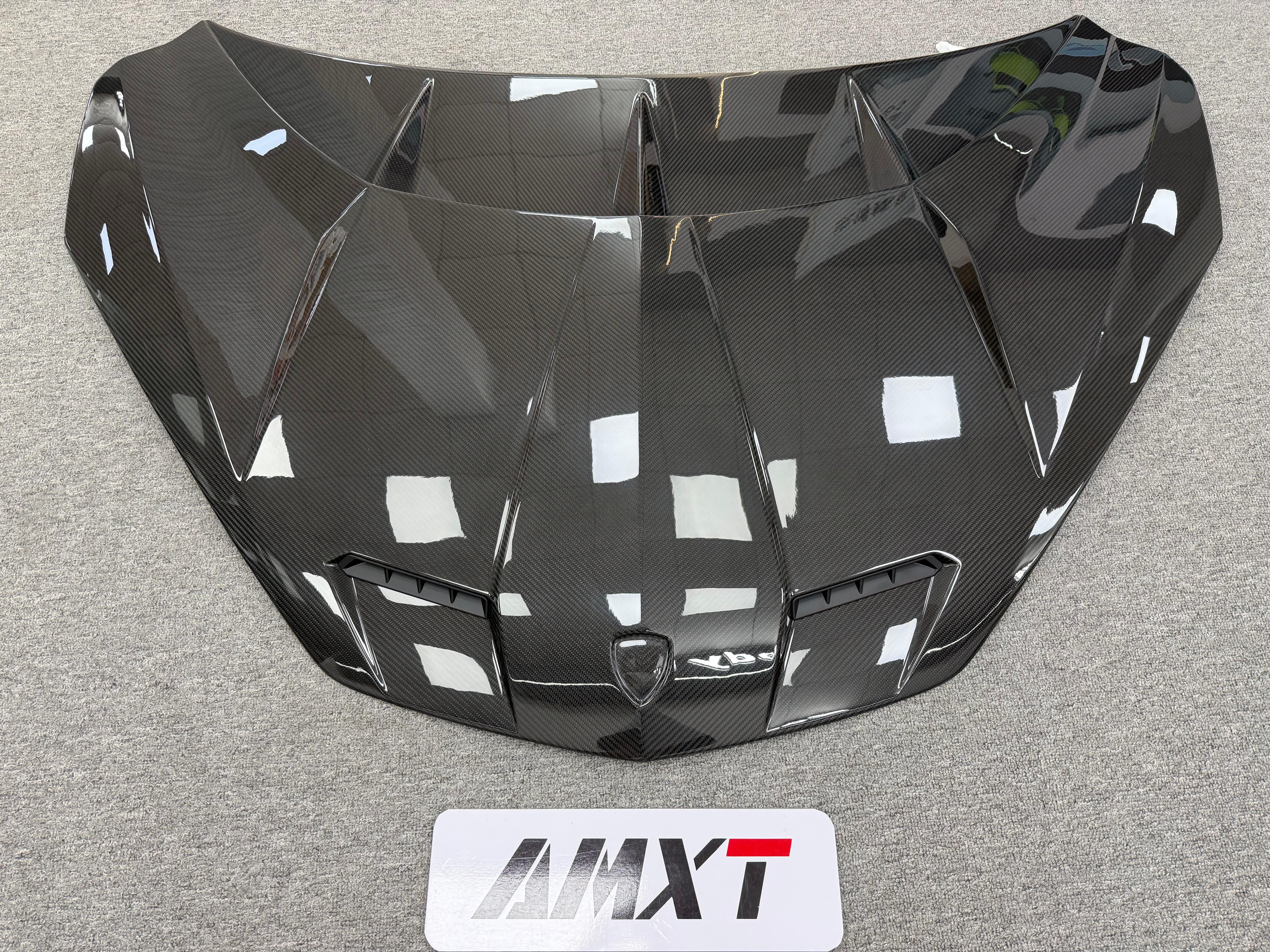 Dry Carbon 1016 Hood Car Engine Hood Bonnet for Lamborghini Revuelto