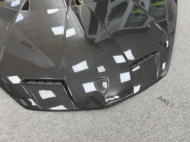 Dry Carbon 1016 Hood Car Engine Hood Bonnet for Lamborghini Revuelto