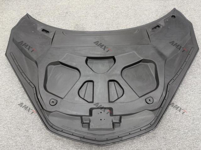 Dry Carbon 1016 Hood Car Engine Hood Bonnet for Lamborghini Revuelto