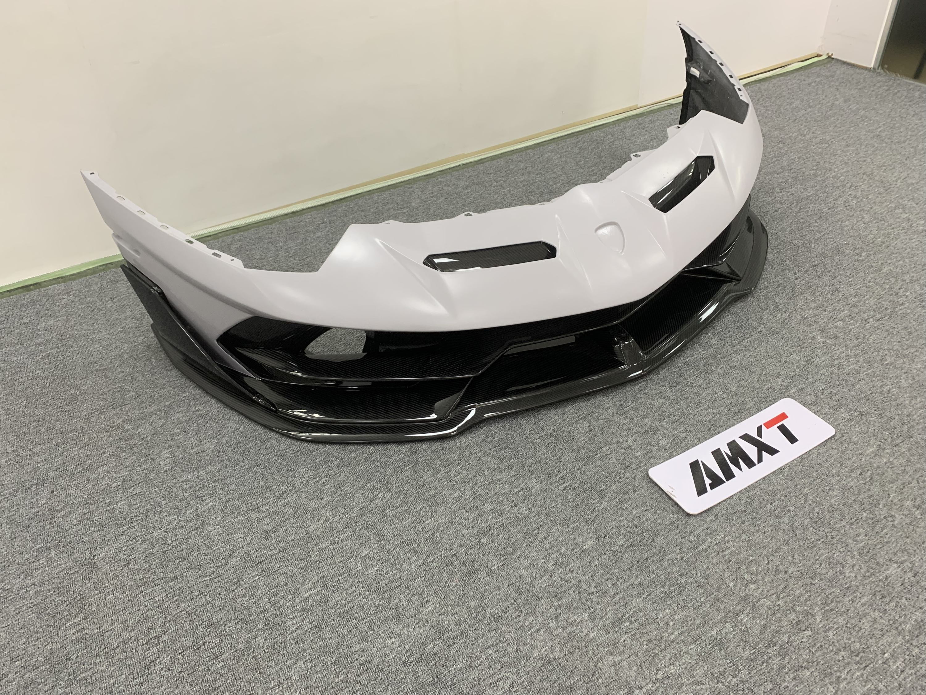 High Quality Fast Delivery Whole Sale Price Dry Carbon Fiber SVJ Front Bumper Body Kits for Lamborghini Aventador LP700/LP720S