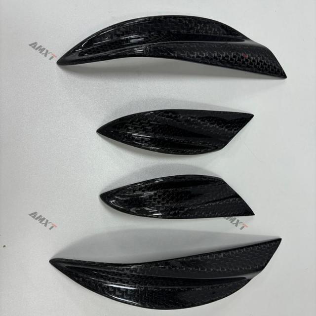 High Quality Fast Delivery Whole Sale Price Wet Carbon Fiber M Style Canards Body Kits for Lamborghini URUS