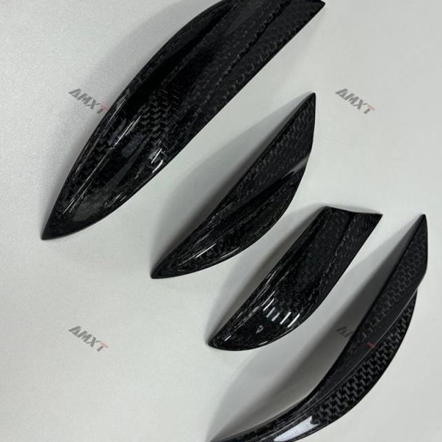 High Quality Fast Delivery Whole Sale Price Wet Carbon Fiber M Style Canards Body Kits for Lamborghini URUS