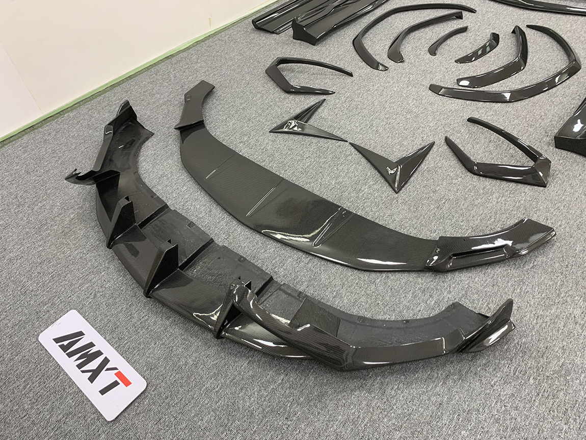 URUS Topcar Body Kits for Lamborghini Excellent Quality Fast Delivery Dry Carbon Fiber Front Lip Side Skirt Rear Diffuser Hood