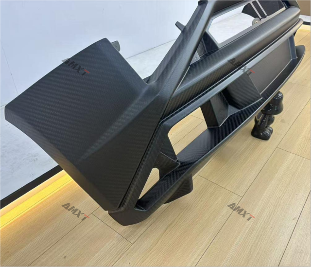 New High Quality Dry Carbon Fiber Car Rear Bumper for Gallardo-Bolt-On Installation Carbon Black 100% Fitment 2008-2013