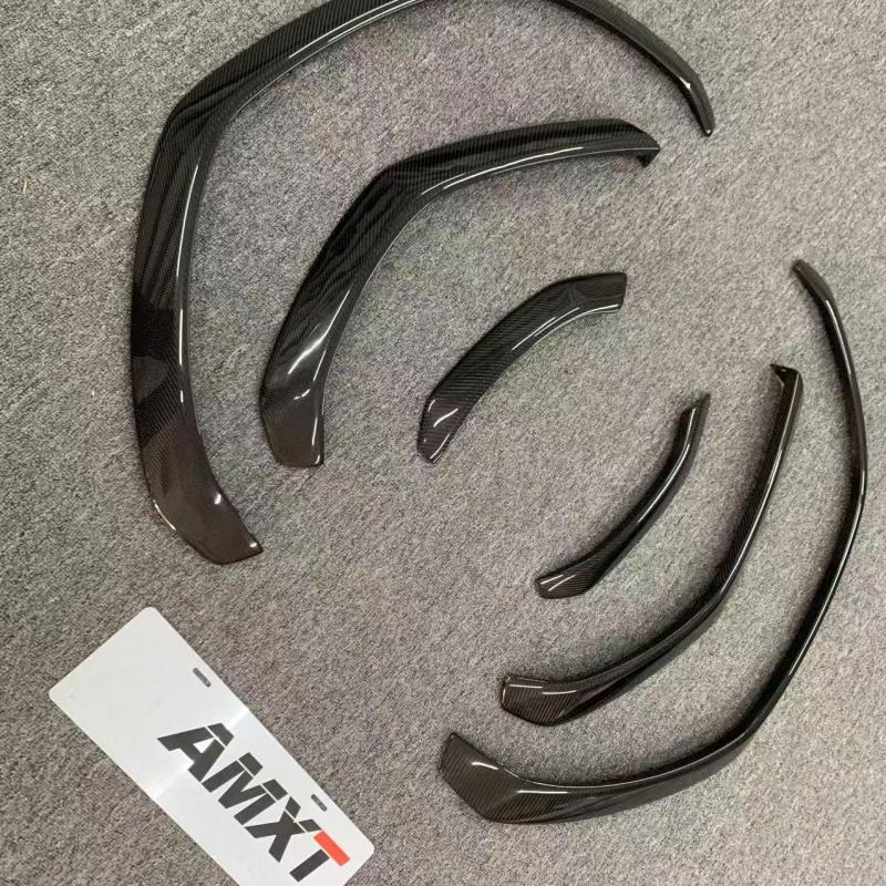 High Quality Fast Delivery Whole Sale Price Dry Carbon Fiber Topcar Wheel Brow Body Kits for Lamborghini Urus