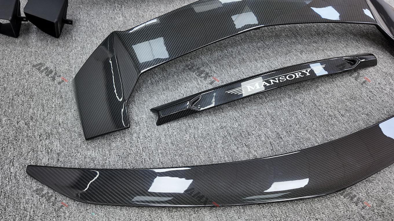 Urus Mansory Body Kits for Lamborghini Excellent Quality Fast Delivery Dry Carbon Fiber Front Lip Side Skirt Rear Diffuser Hood