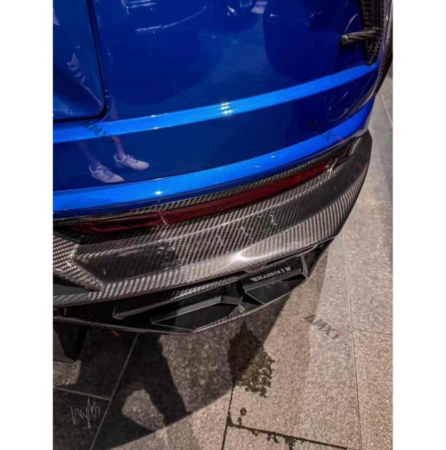 Urus Mansory Body Kits for Lamborghini Excellent Quality Fast Delivery Dry Carbon Fiber Front Lip Side Skirt Rear Diffuser Hood