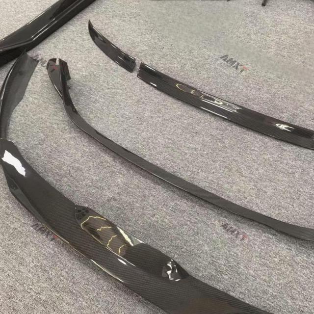 812 Body Kits for Ferrari Perfect Quality Fast Delivery Dry Carbon Fiber Front Lip Side Skirt Rear Corner Guard Diffuser Spoiler