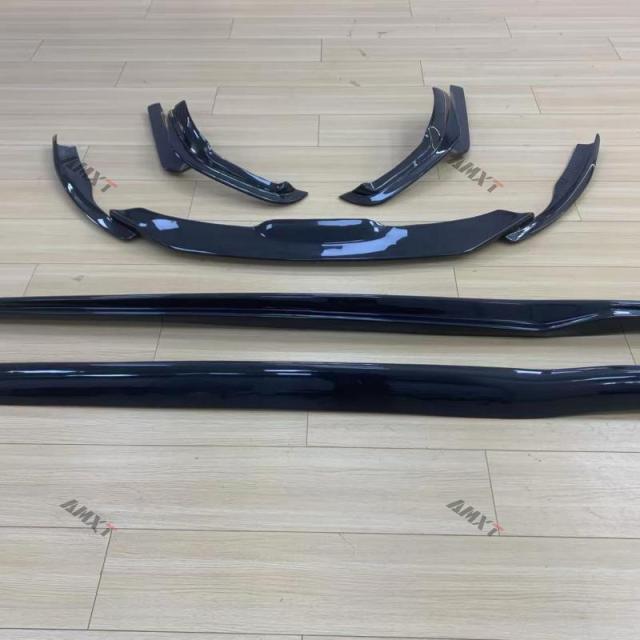 812 Body Kits for Ferrari Perfect Quality Fast Delivery Dry Carbon Fiber Front Lip Side Skirt Rear Corner Guard Diffuser Spoiler