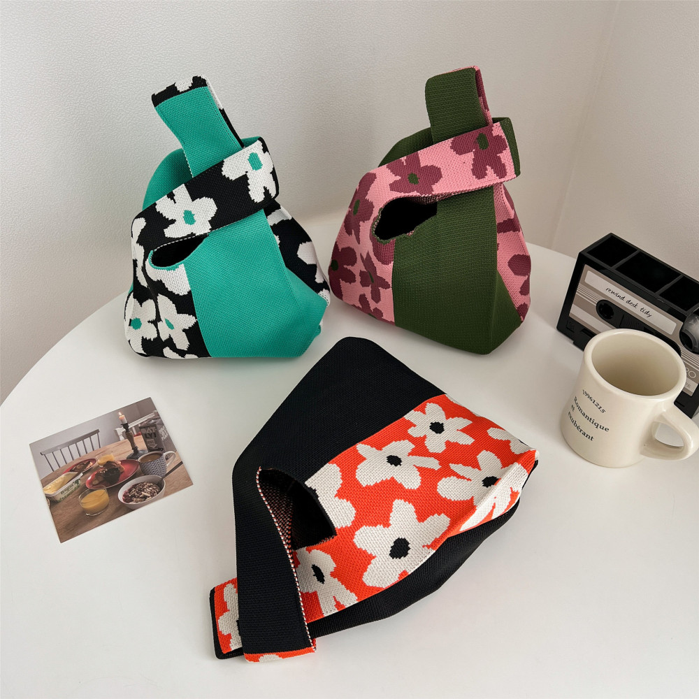 Kosoul Thickened 35x20cm Knitted bags Casual Flower Knot Heart Wrist Bag Knit Handbag Shopping Bags Tote Bag Tote Knit Wrist Handbag Cute little flowers woven bags