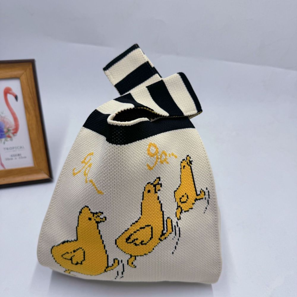 Kusoul Thickened 35x20cm Handmade Knitted Bags Mini Wrist Bag Korean-Style Fashion Tote Handbag Reusable Casual Shopping Bag Woven Bags animal Dumb Duck Little Monster