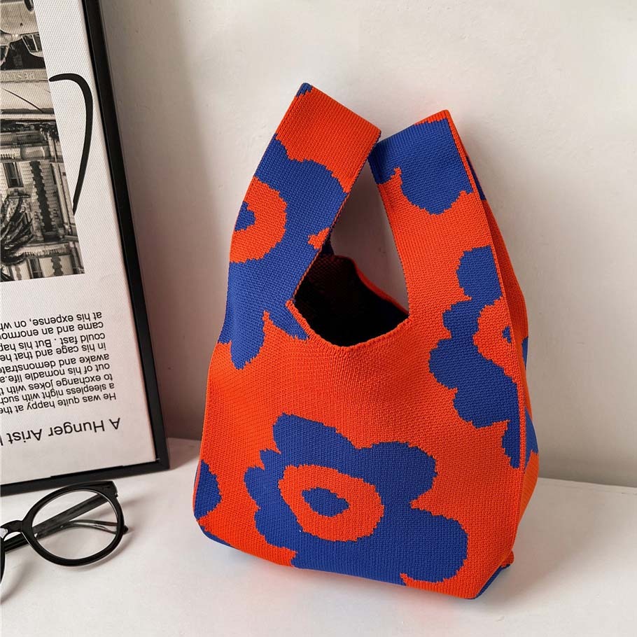 Kusoul Thickened 35x20cm Handmade Knitted Bags Mini Wrist Bag Korean-Style Fashion Tote Handbag Reusable Casual Shopping Bag Flower Woven Bags