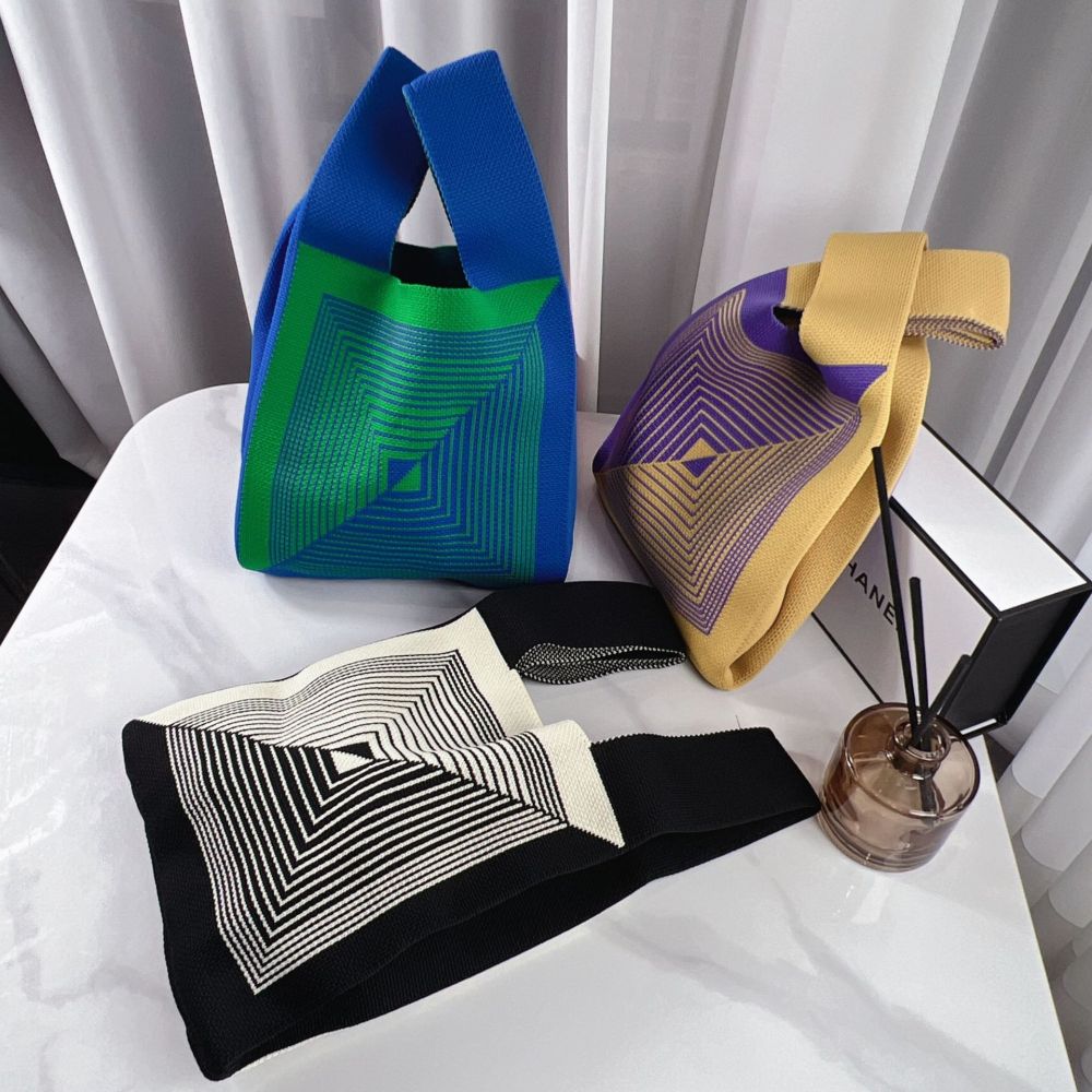 Portable Striped Tote Handmade Knitted Bag Women'S Knot Wrist Bag Bucket Phone Bags Large Capacity Autumn Winter Handbags