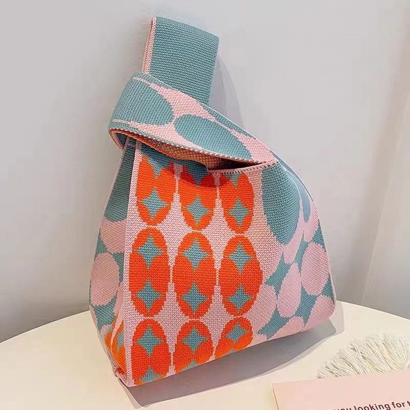 Kosoul 35x20cm Thickened Star Circle Geometry Knit Handbag Fashion Knit Handmade Shopping Bags High-capacity Knot Wrist Bag Girls Knitted bags