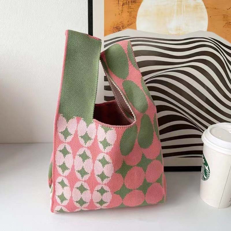 Kosoul 35x20cm Thickened Star Circle Geometry Knit Handbag Fashion Knit Handmade Shopping Bags High-capacity Knot Wrist Bag Girls Knitted bags