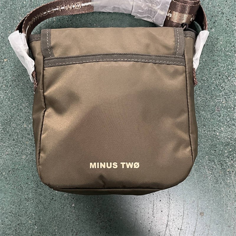 Minus Two Bag Unisex Crossbody Handbag Messenger Shoulder Bags Brown Detailed View 3