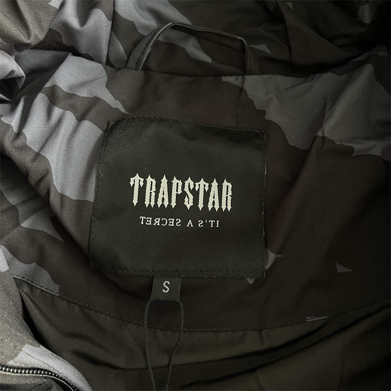 Trapstar Jacker Mens Hyperdrive Technical Puffer Coat Camouflage Detailed View