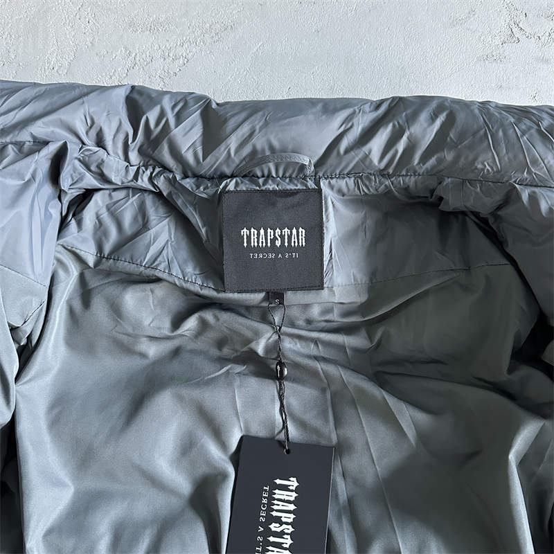 Trapstar Coat It’s a Secret Puffer Jacket Gray Detailed View 2