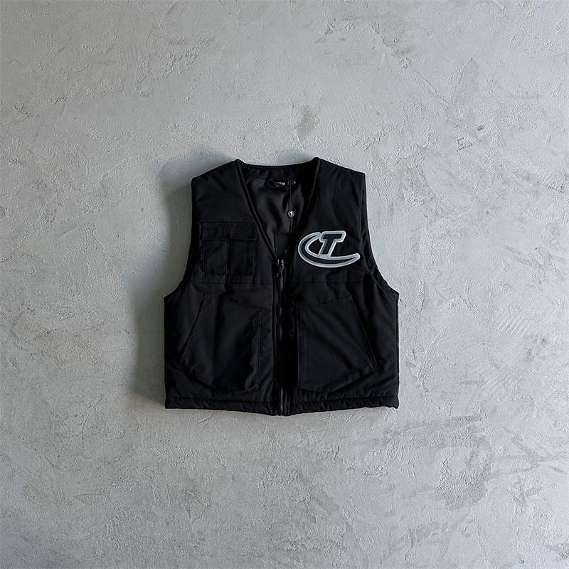 Trapstar Hyperdrive Gilet Pocket Vest Mens Sleeveless Jacket Front View