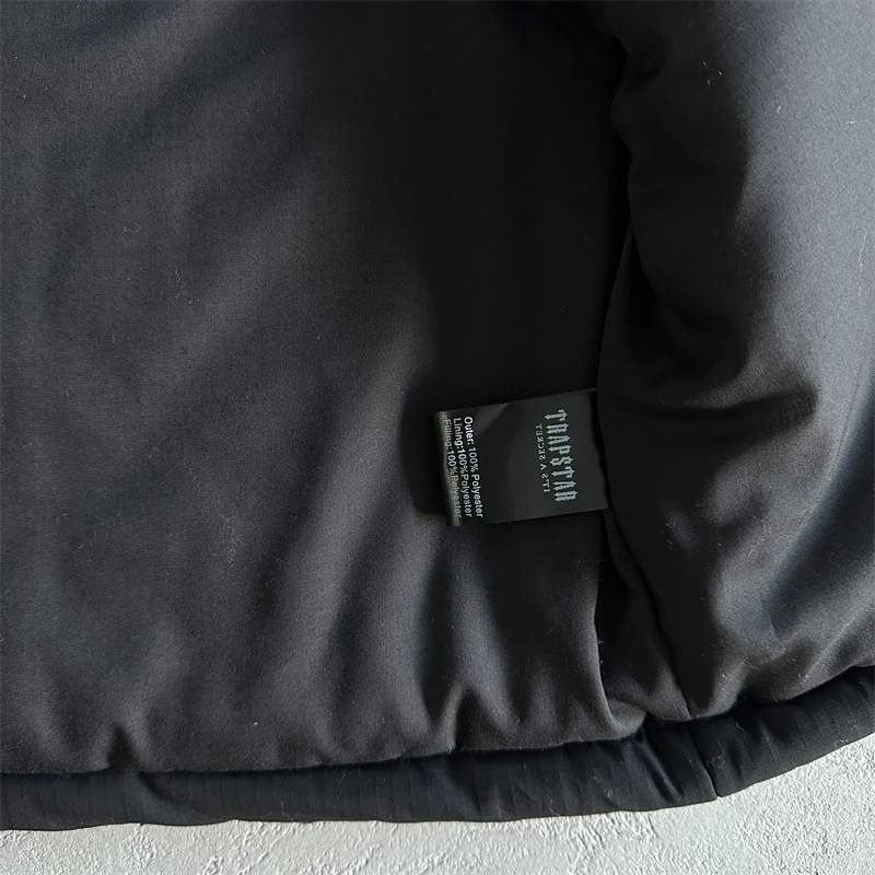 Trapstar Hyperdrive Gilet Pocket Vest Mens Sleeveless Jacket Detailed View