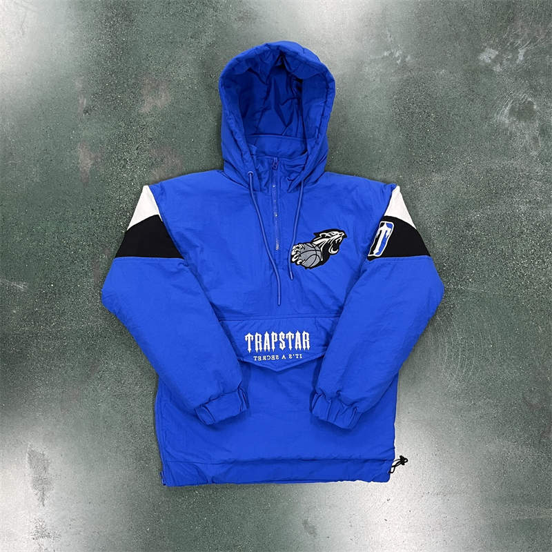 Trapstar Windbreaker Men Zip Pullover Jacket Blue Front View