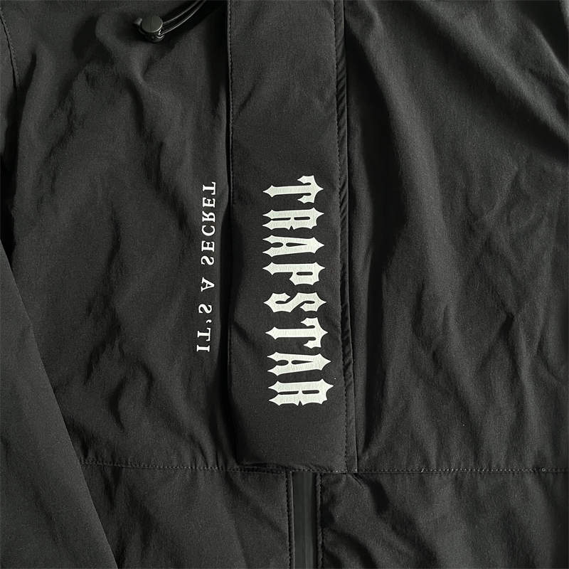 Trapstar Windbreaker Men Decoded Windproof Jacket Black Detailed View 3