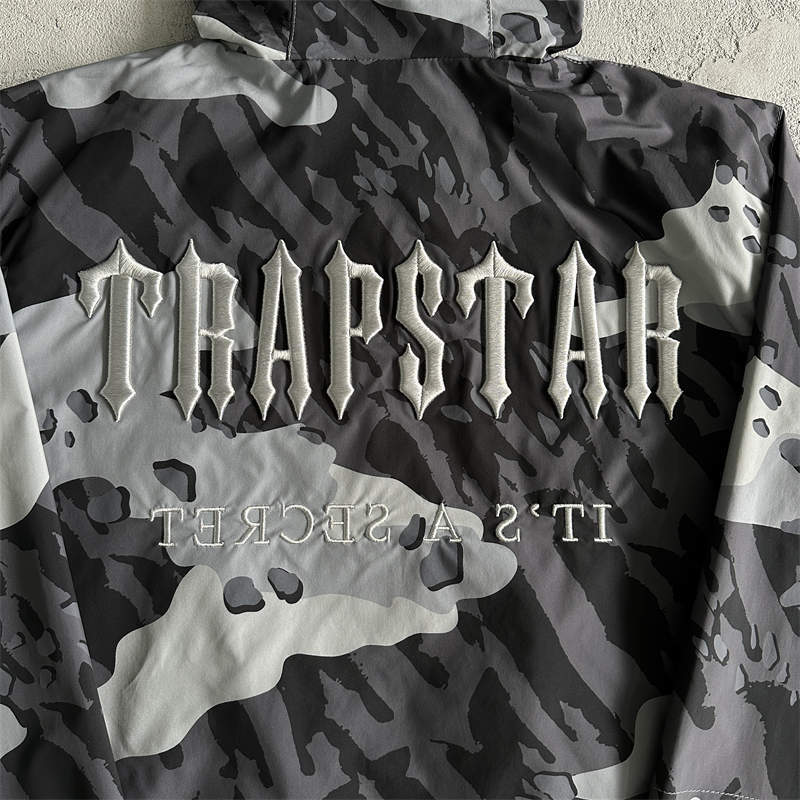 Trapstar Windbreaker and Shorts Suit Camo Black Top Details 2