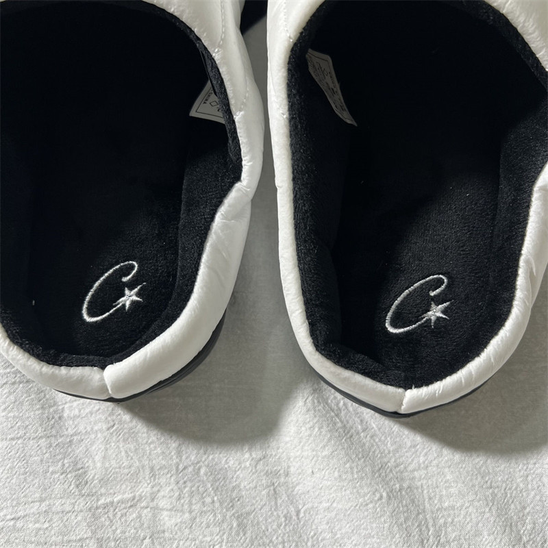 Corteiz RTW Crib Crep Slipper With Dustbag - Black