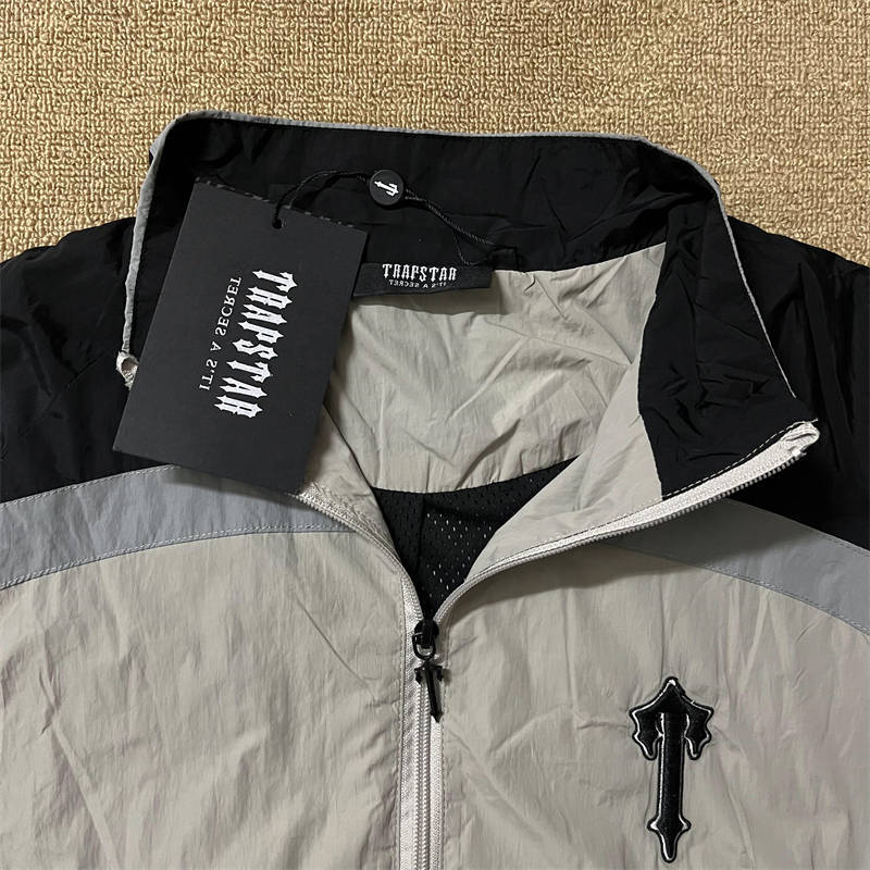 Trapstar Windbreaker Irongate Shellsuit T Windproof Jacket Black Details