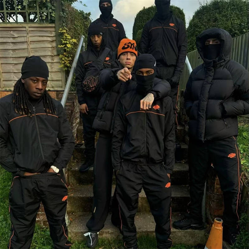 Syna World Skull Cap Synaworld Reversible Synarchy Beanie Black Orange Wearing Effect