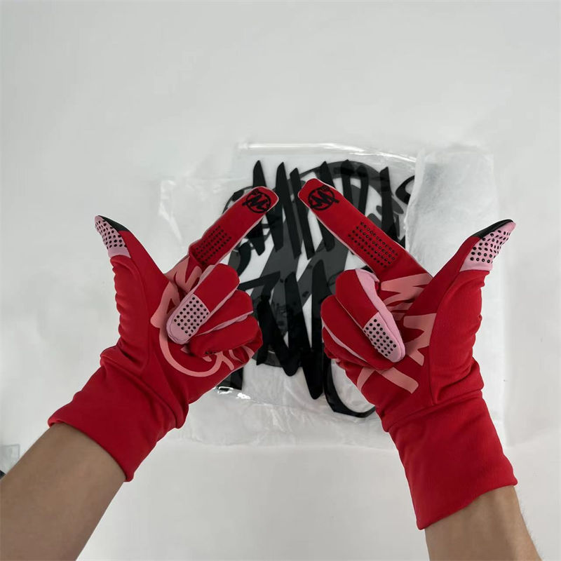 Minus Two Gloves Minustwo Graff Mitten
