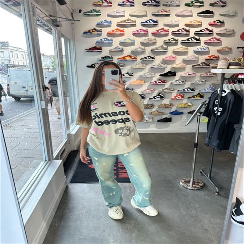 Broken Planet Cosmic Speed Tees Beige Wearing Effect