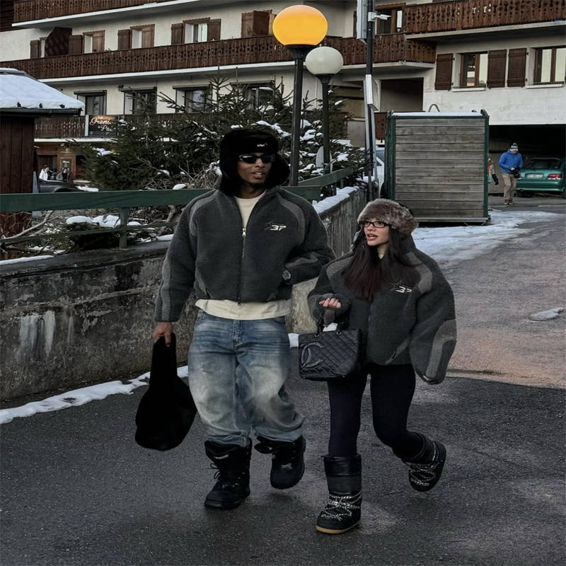 Broken Planet Fleece Jacket Grey Wearing Effect