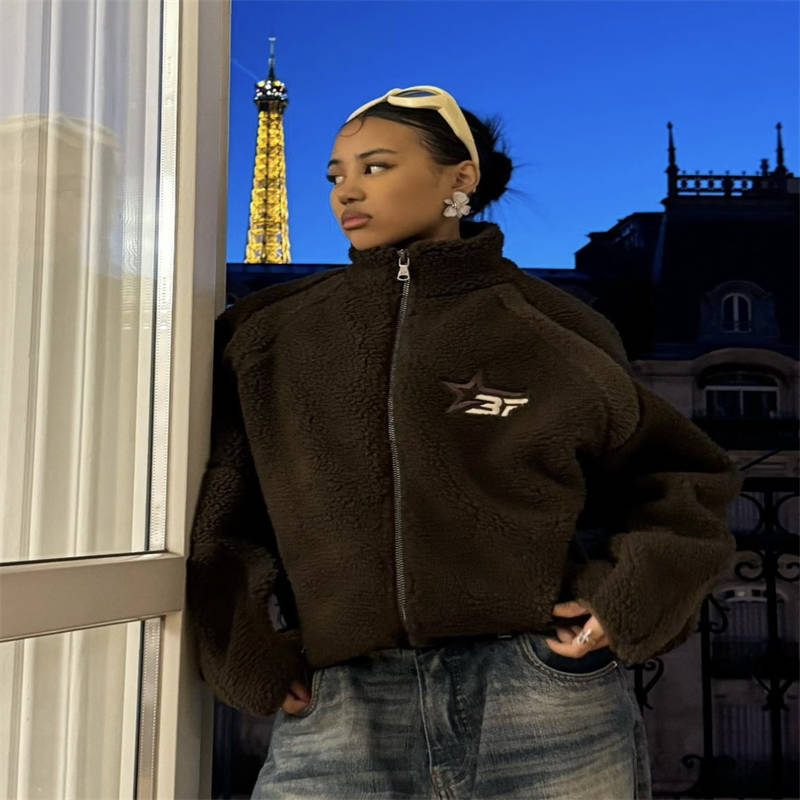 Broken Planet Fleece Jacket Brown Wearing Effect