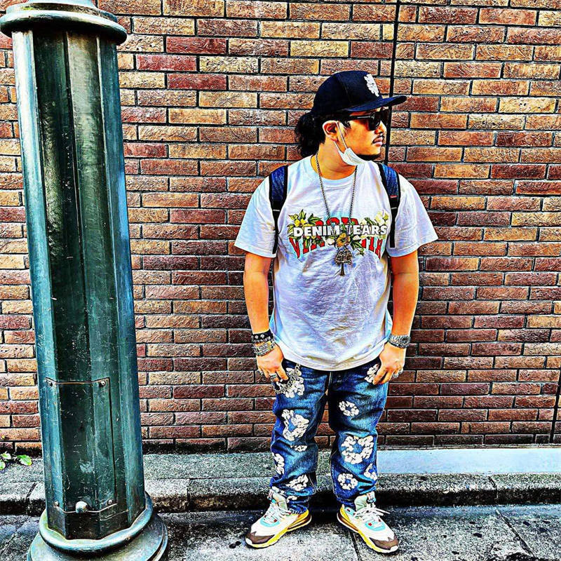 Denim Tears Virginia Tee White Wearing Effect