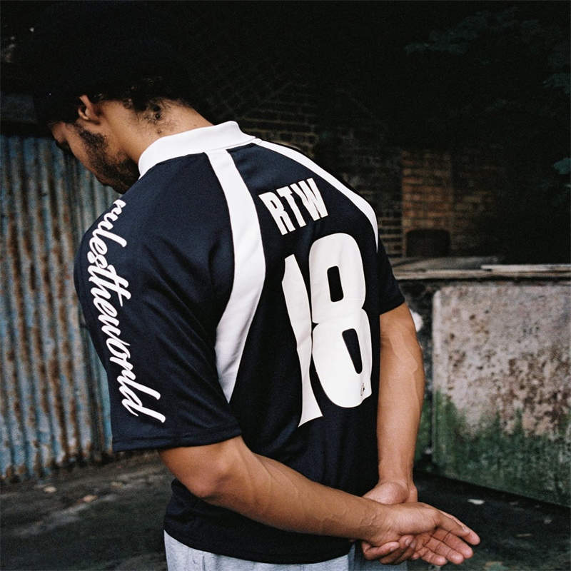 Corteiz Football Top Crtz Rtw 18 Allstarz Jersey Black Wearing Effect
