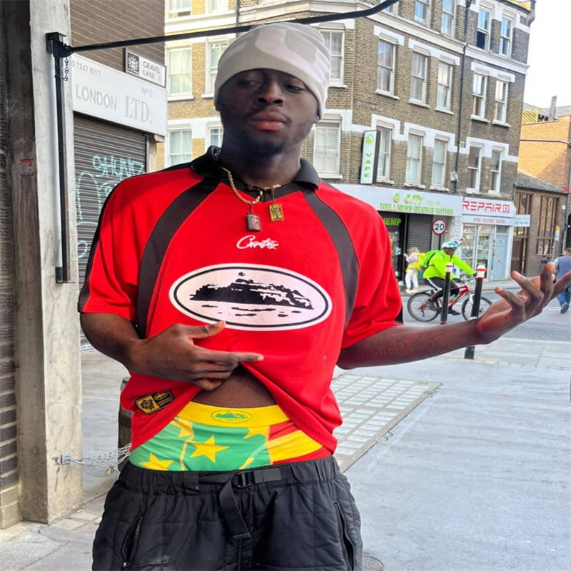 Corteiz Jersey Crtz Alcatraz Football Rtw 18 T Shirt Red Wearing Effect