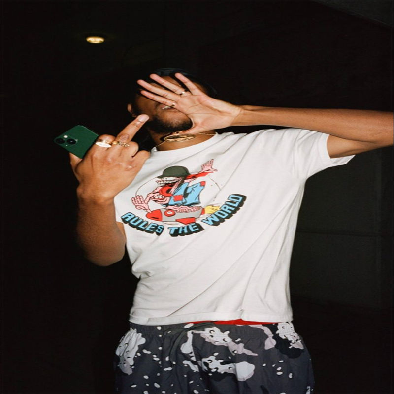 Corteiz Alcatraz T Shirt Rules The World Rocketman Tee White Wearing Effect