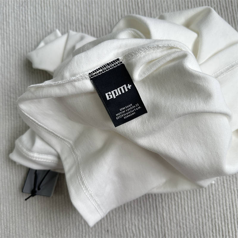 6pm Logo Basic Tshirt