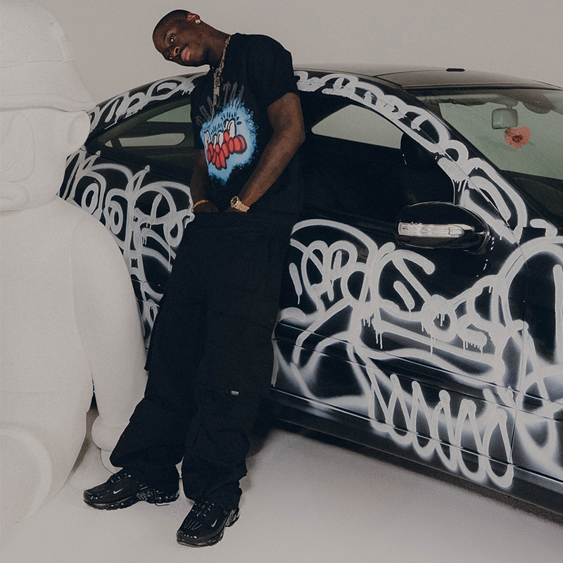 Trapstar x Slawn Tee Black Wearing Effect