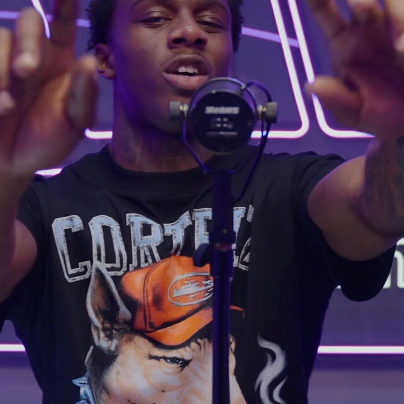 Corteiz Dog Pound Tee Black Wearing Effect