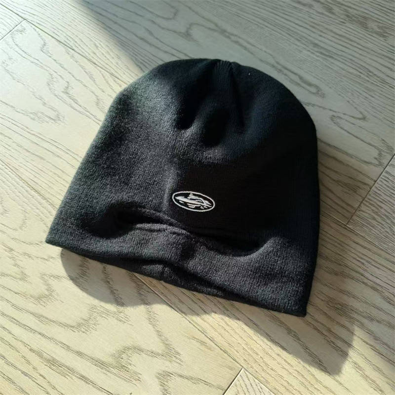Corteiz Peek-A Beanie