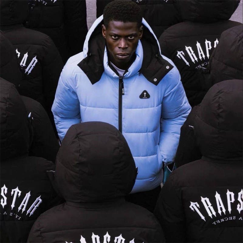 Trapstar Irongate Arch Reversible Puffer Jacket Black Blue Wearing Effect